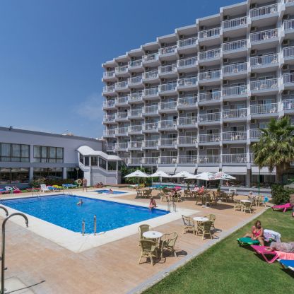 ¡Tu próxima escapada te espera en el Hotel Alba Beach de Benalmádena!
