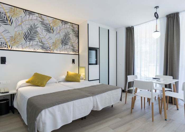 Habitación familiar superior Hotel Calypso