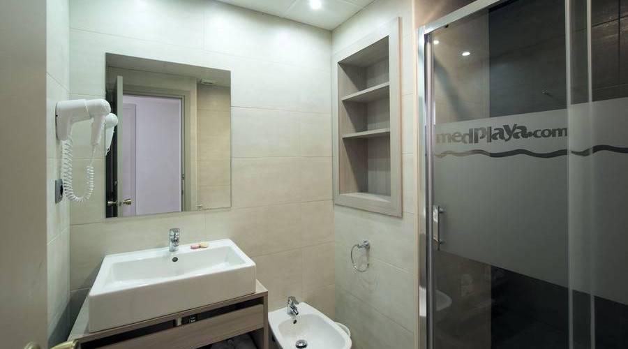 Apartamento 2/4 Baño
