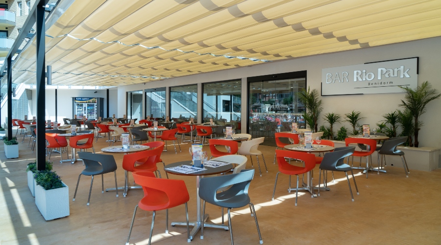 pool bar