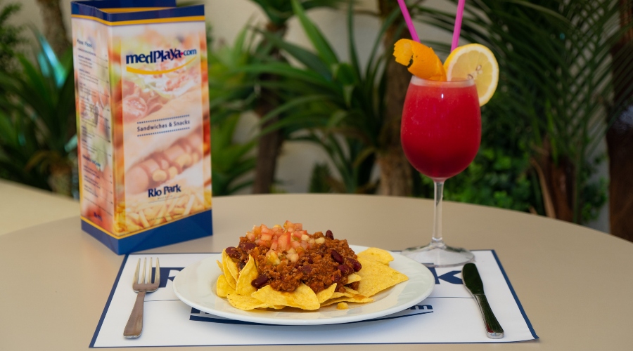 Nachos Pool Bar Rio Park