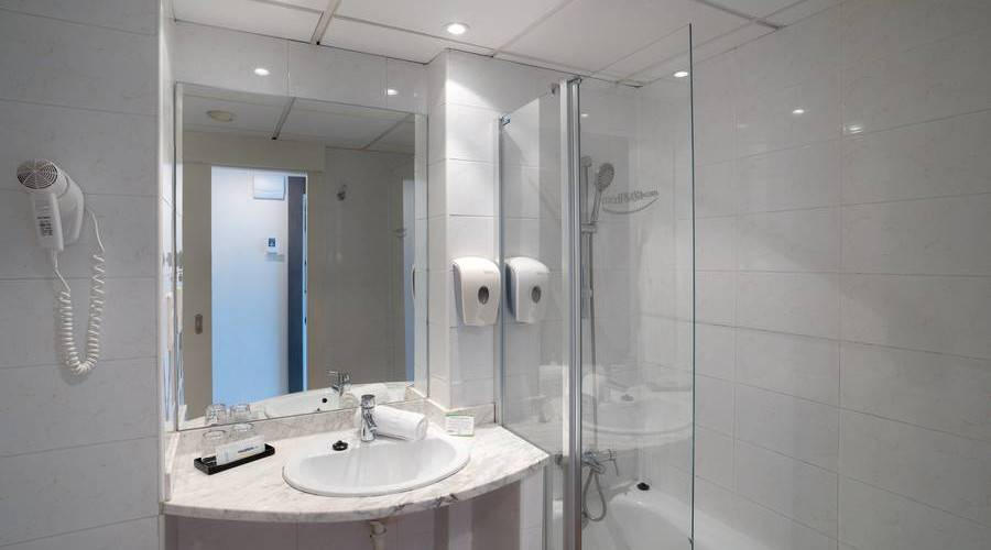 Baño habitaciones Superior Santa Monica